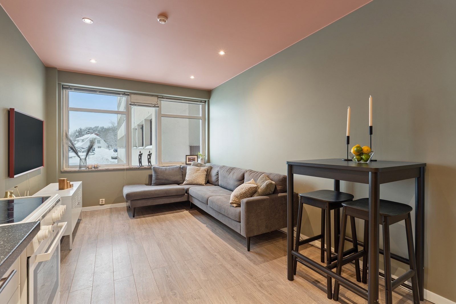 TV'en kan ev. medfølge etter nærmere avtale Galleribilde