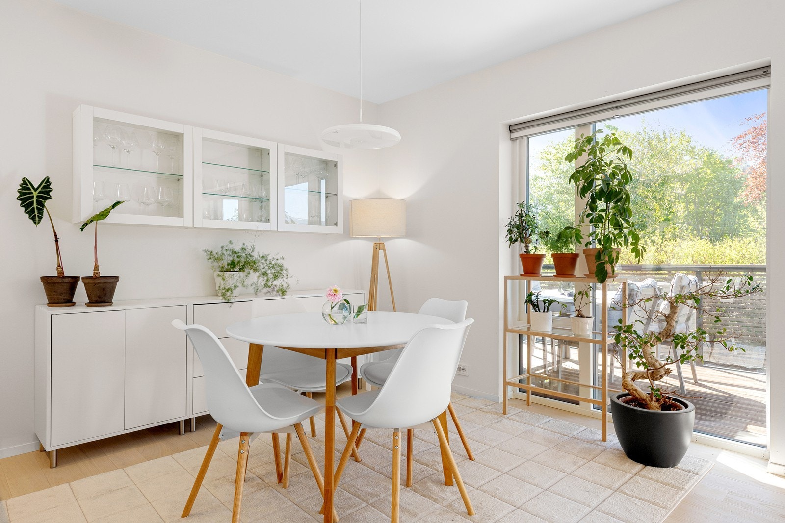 Spisestuedel Galleribilde