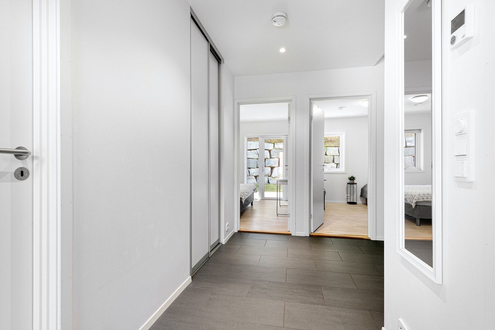 Gang/entré mot trappegang og soverommene Galleribilde