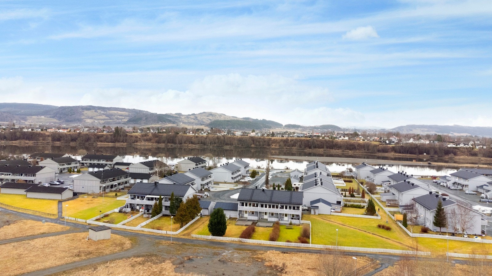 Dronefoto Galleribilde