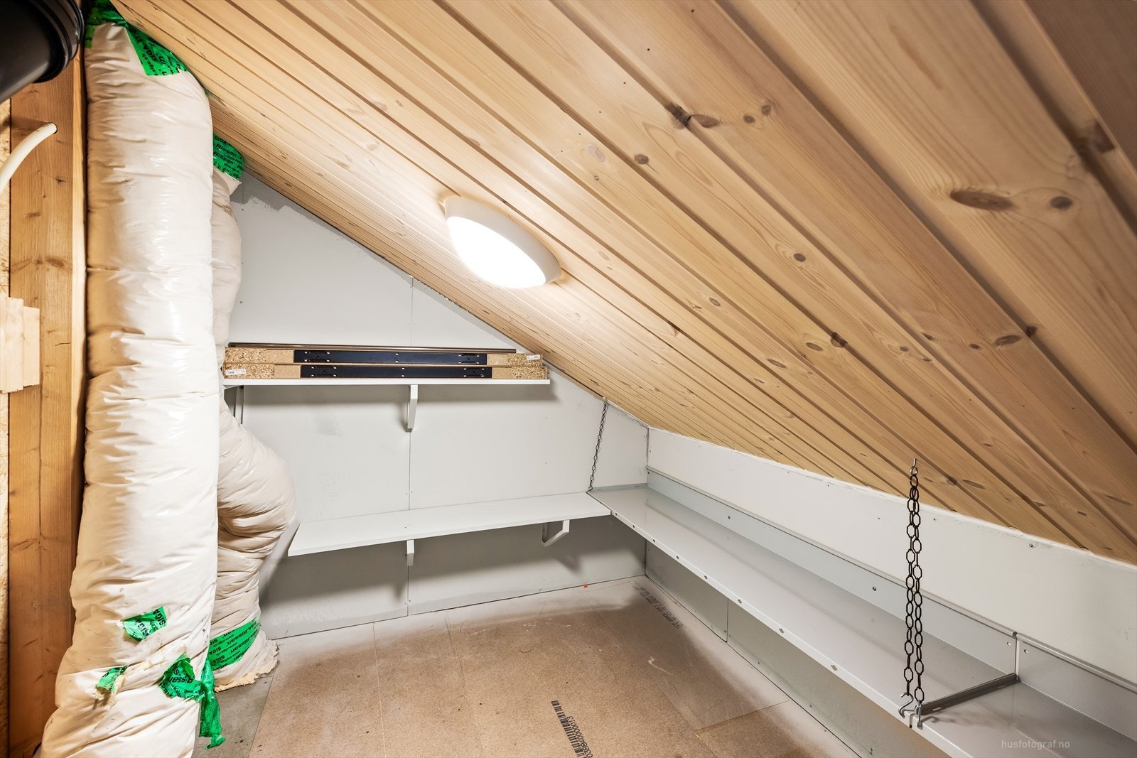 Bod på loftsetasjen. Galleribilde