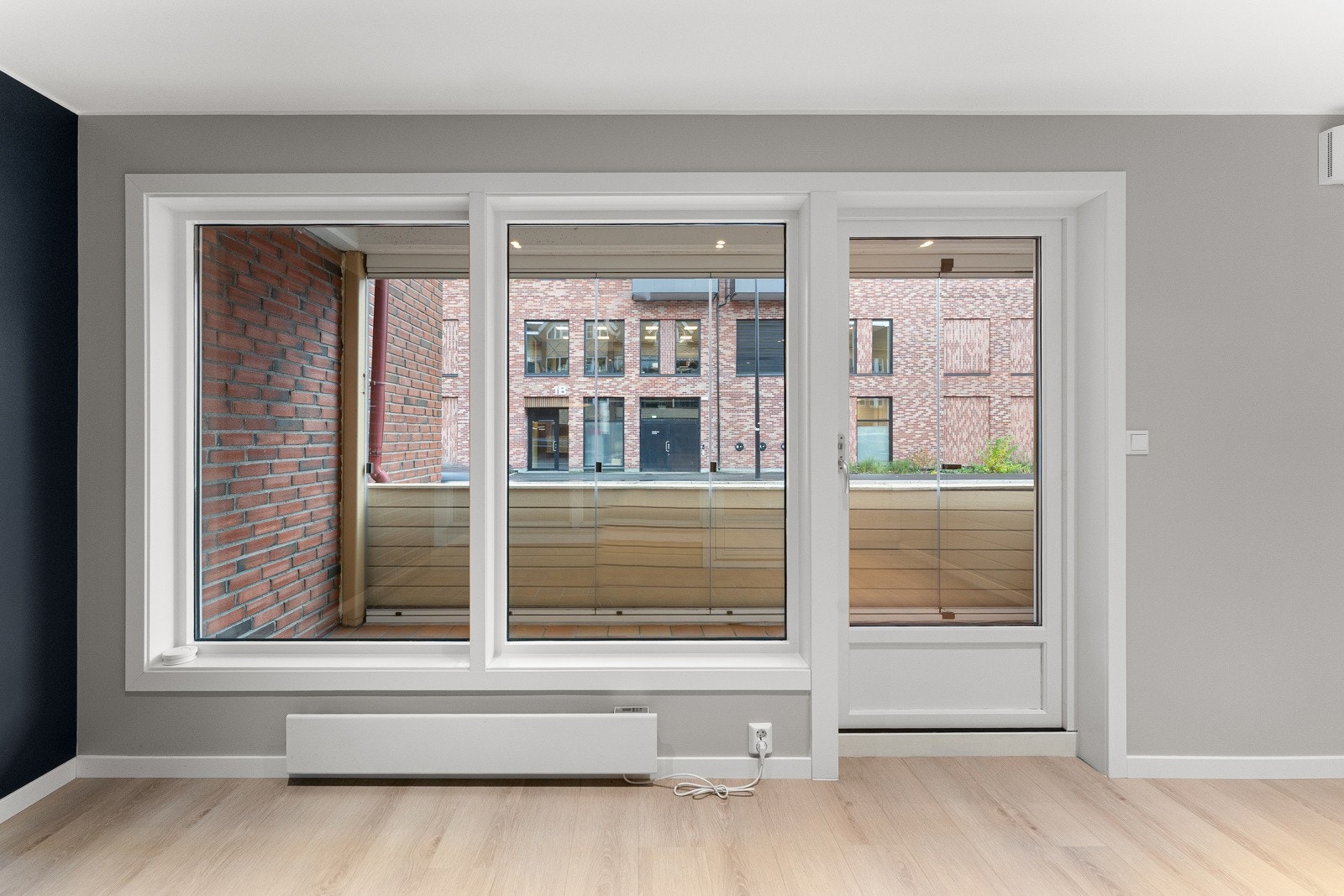 Utgang til balkongen. Galleribilde