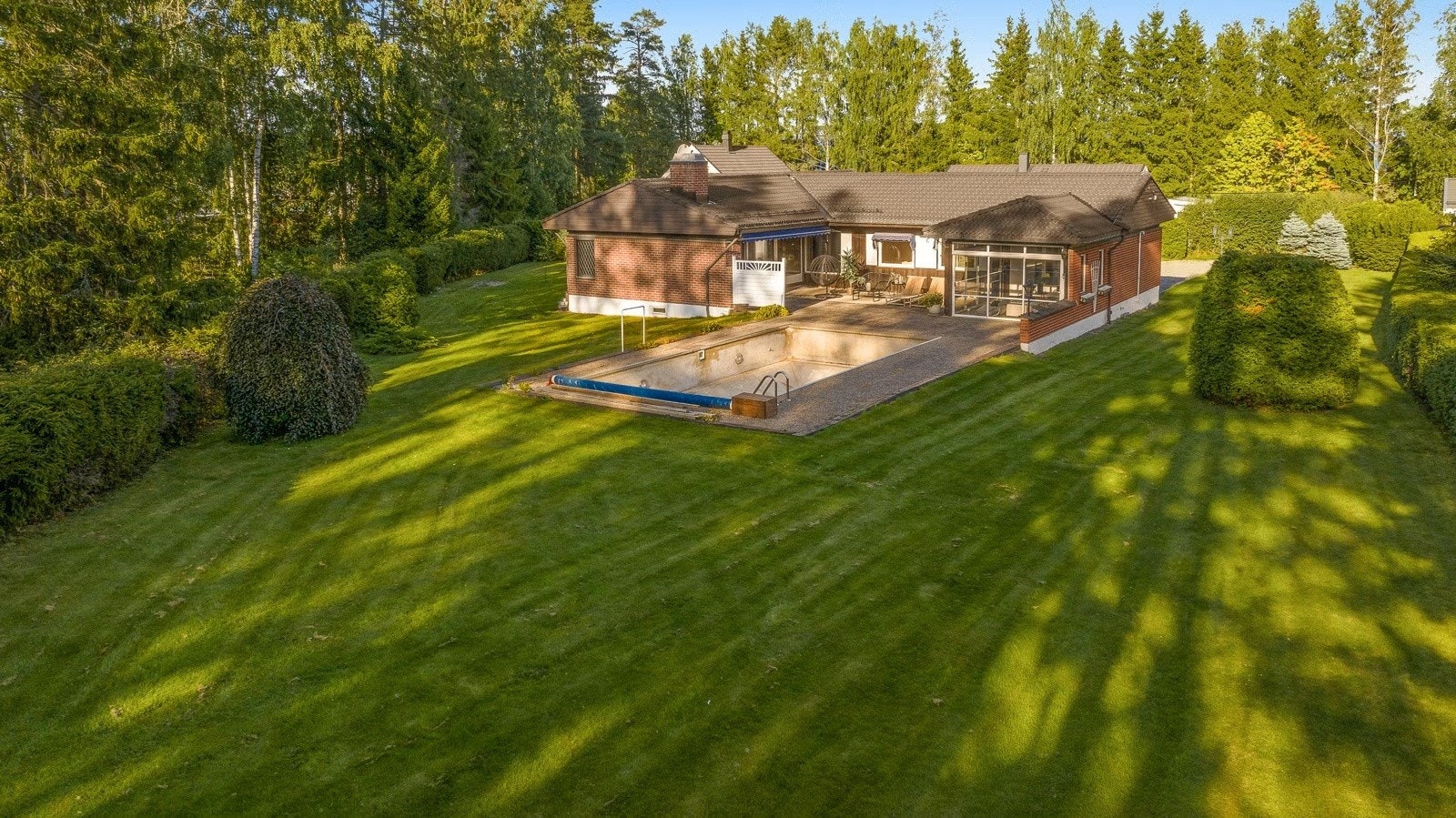 Sommerbilde fra eiendommen Galleribilde