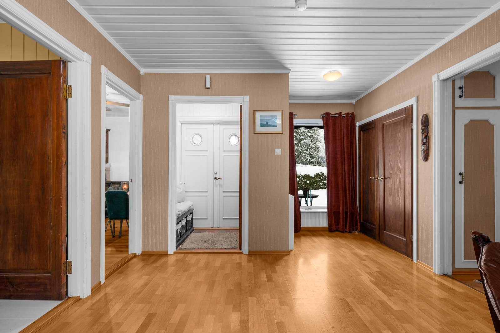 Gang i 1. etasje Galleribilde