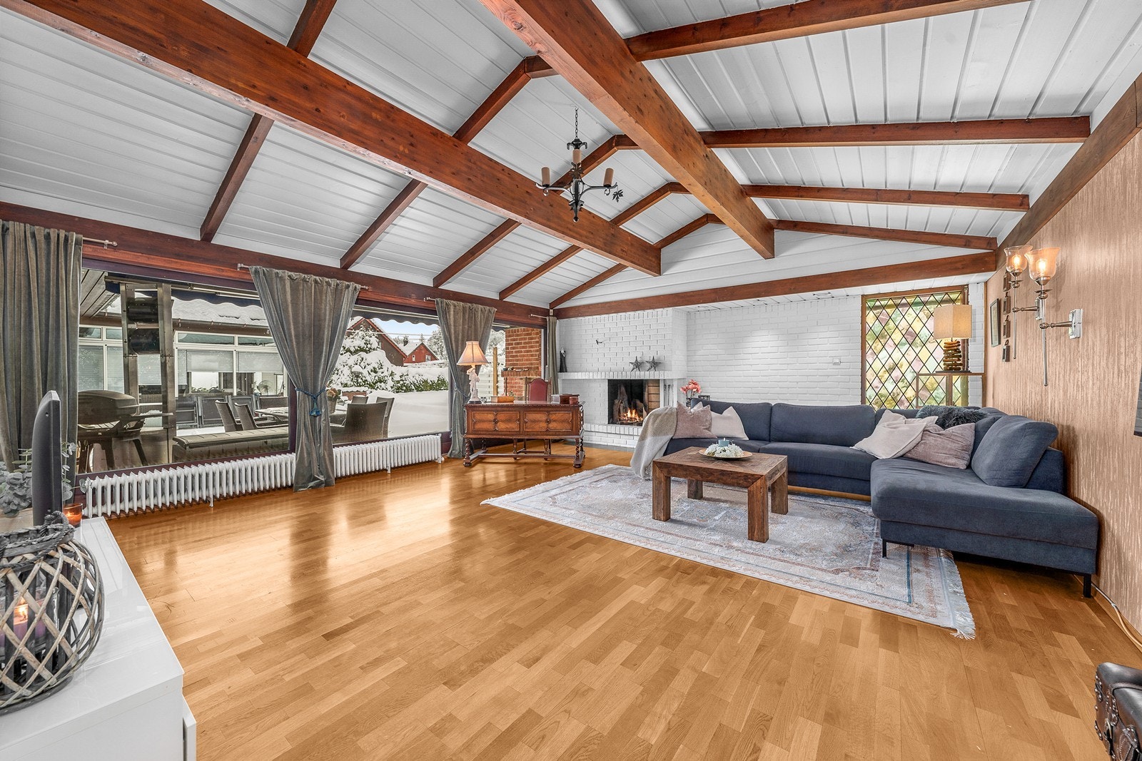 Stue med god takhøyde Galleribilde