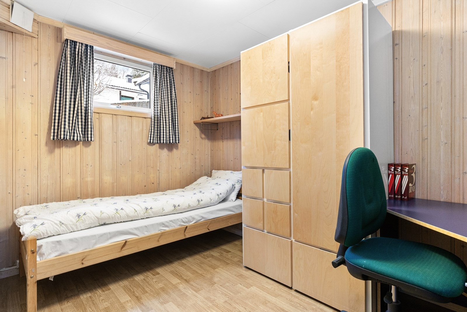 Soverom i kjellerens hoveddel. Galleribilde