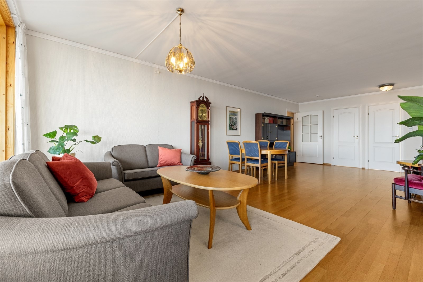 Andelsleilighet i et bygg fra 1974. Galleribilde