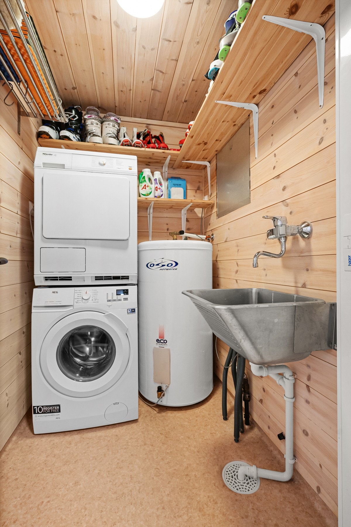 Vaskerom. Galleribilde