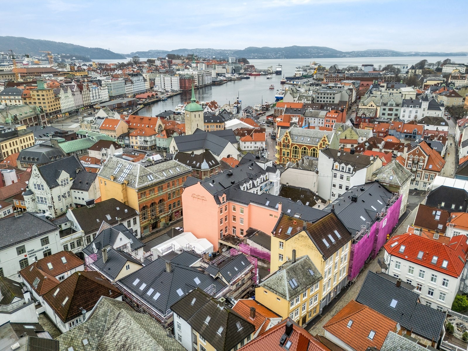 Sentral og attraktiv beliggenhet med gangavstand til det meste Bergen har å tilby Galleribilde