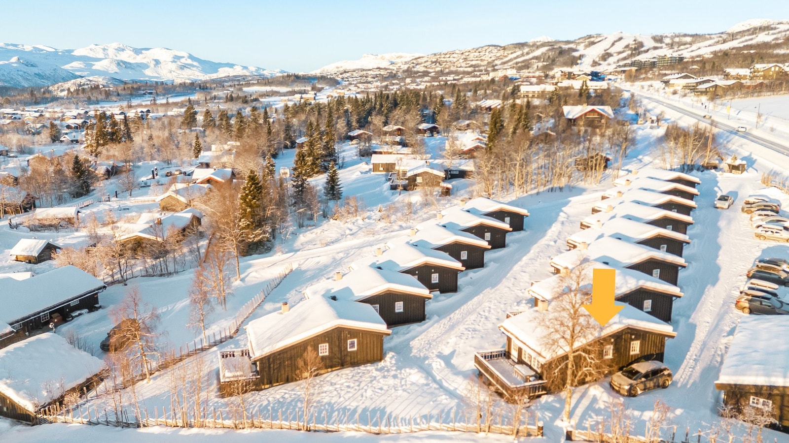 Velkommen til Bygdinvegen 3700A ! Eiendomsmegler Marit Nystuen presenterer denne eiendommen. Foto: Christine Stokkebryn Galleribilde