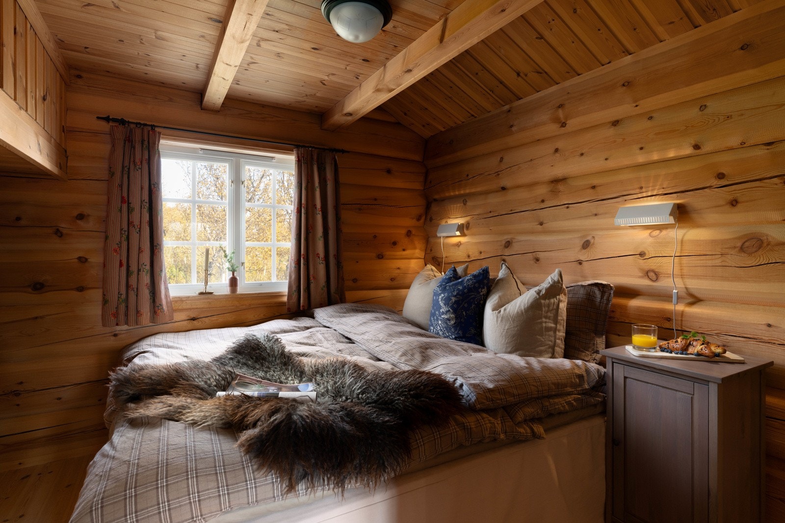 Hytten har 4 romslige soverom Galleribilde