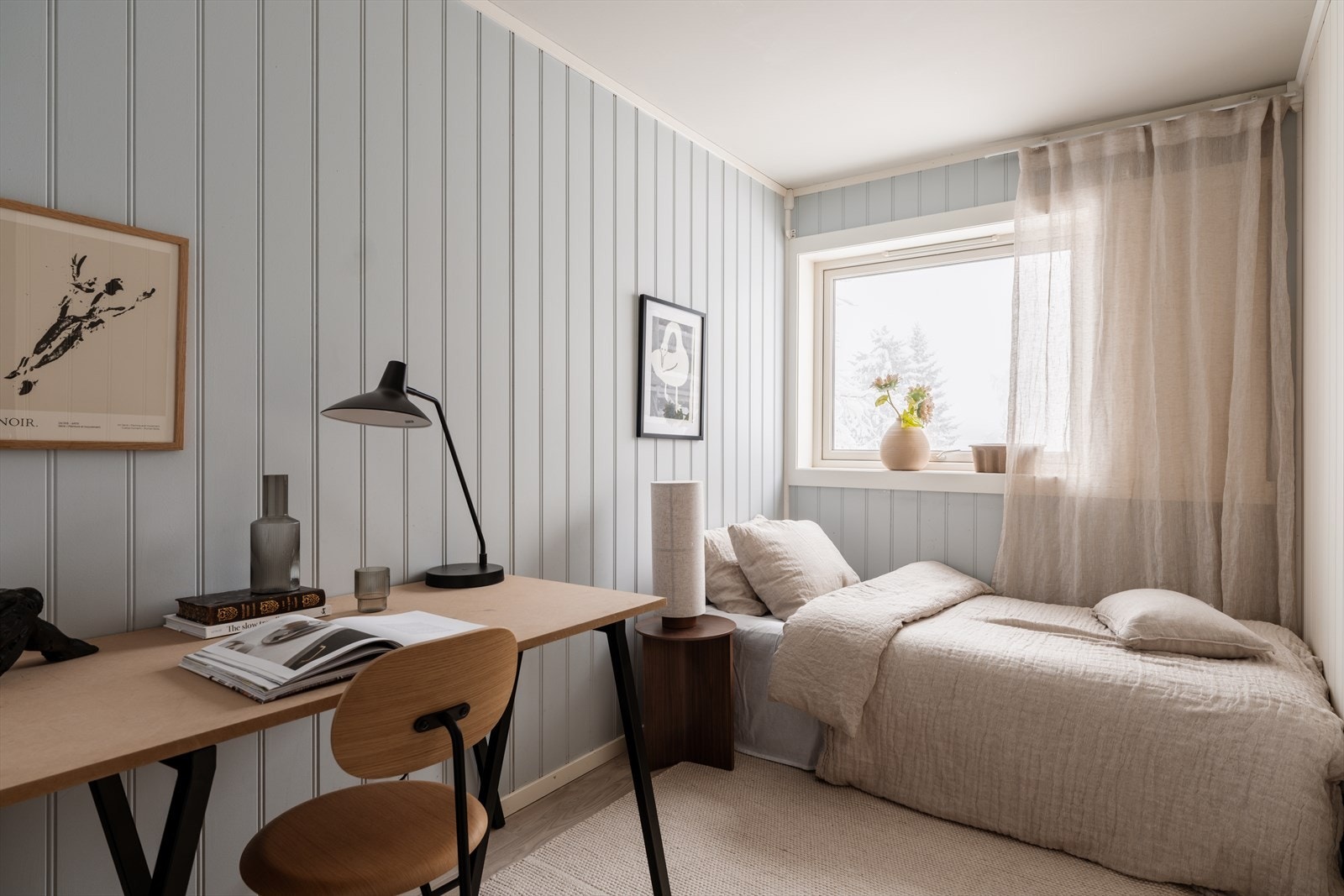 Pent soverom 2 egner seg godt som barnerom, gjesterom eller kontor Galleribilde