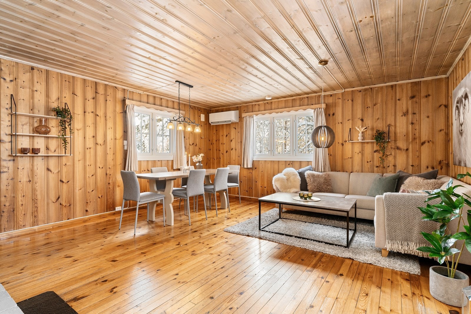 Det er installert varmepumpe i nyere tid. Galleribilde