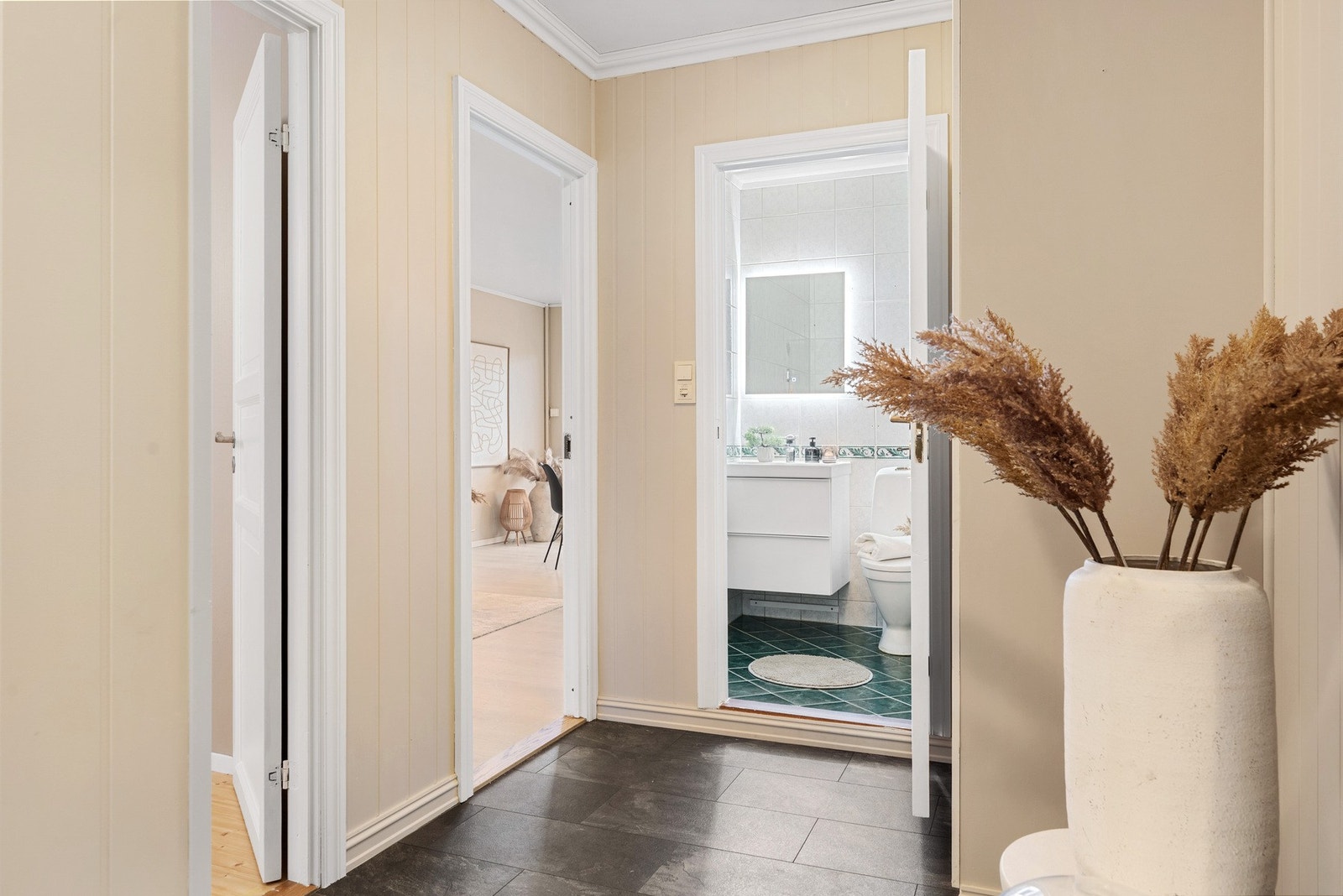 Det er en luftig entrè. Galleribilde