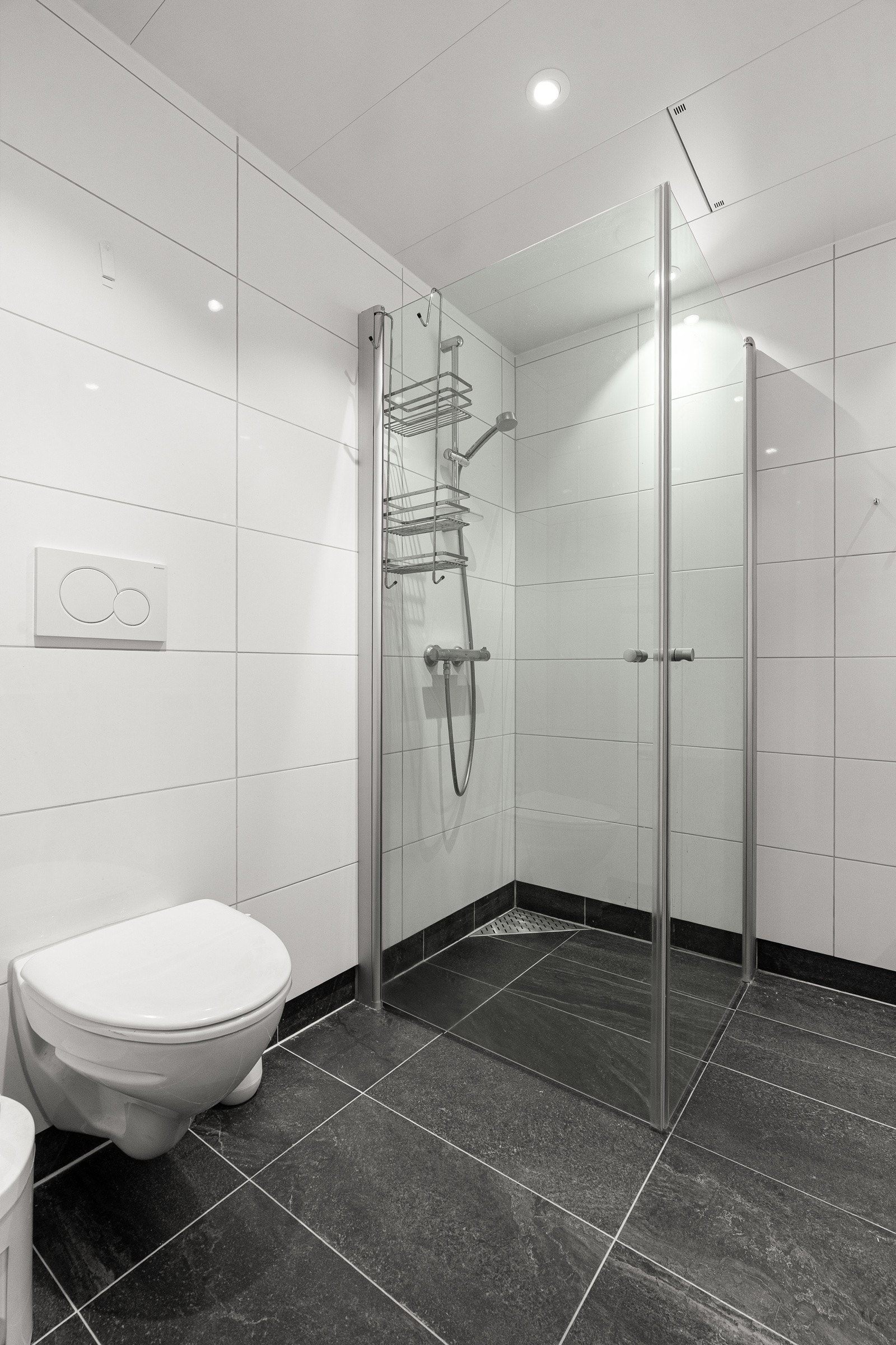 Dusjvegger med innfellbare dusjvegger.