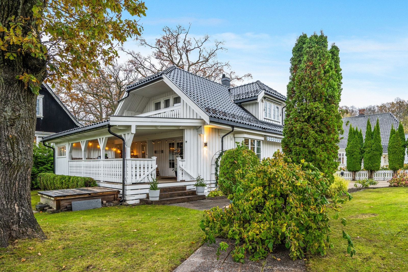 Fasade nord/vest med terrasse Galleribilde