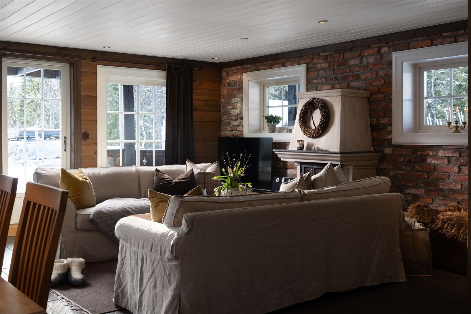 Vinduene slipper inn godt med lys! Galleribilde