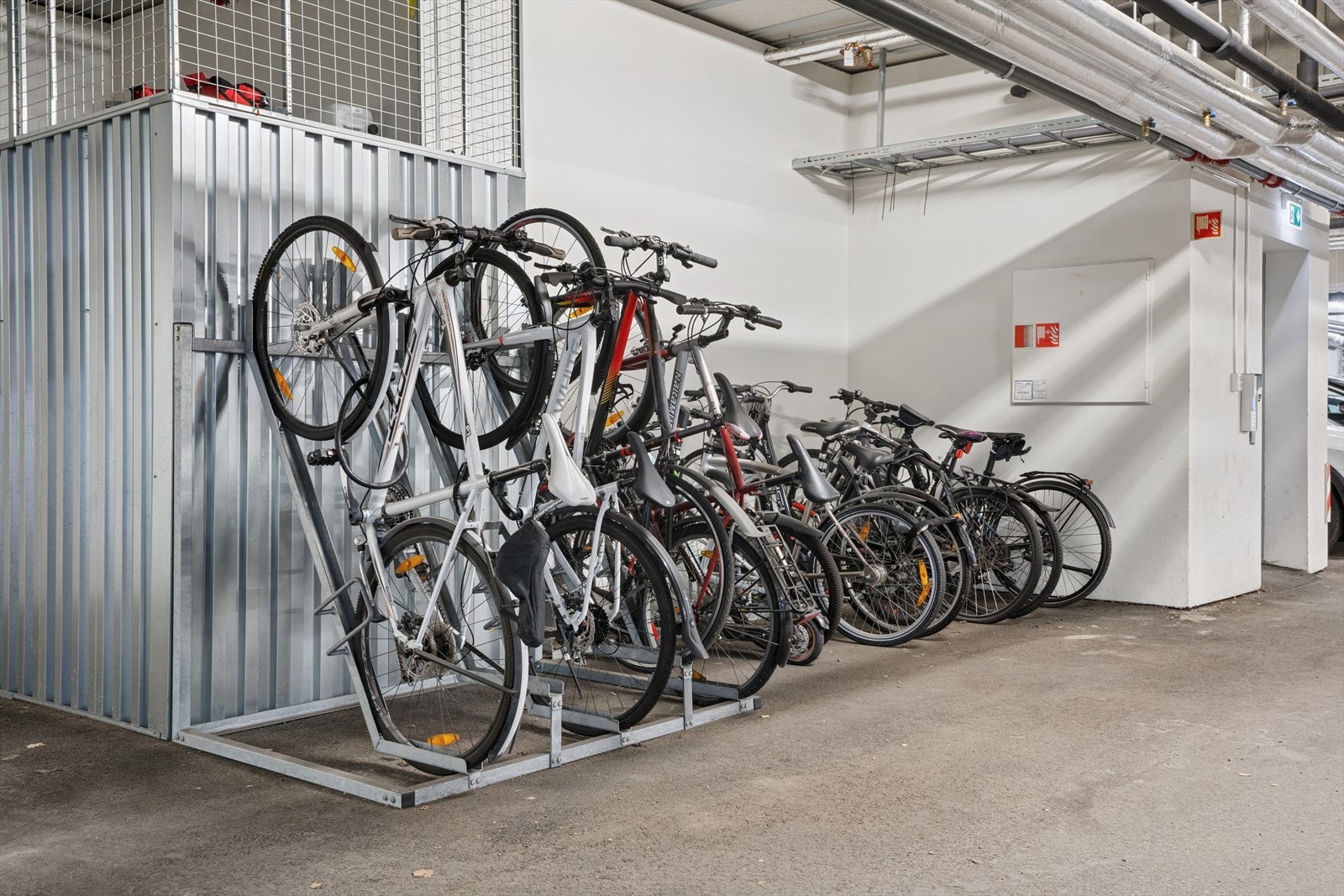 Felles sykkelstativer. Galleribilde