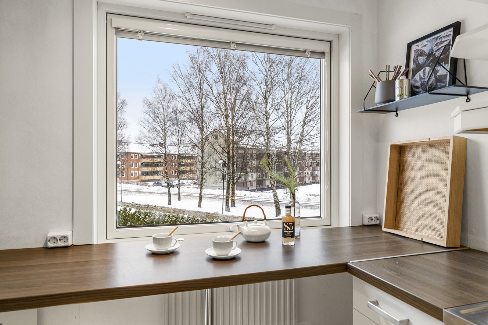 Her har du god sikt ut mot veien i Alexander Kiellands gate. Galleribilde