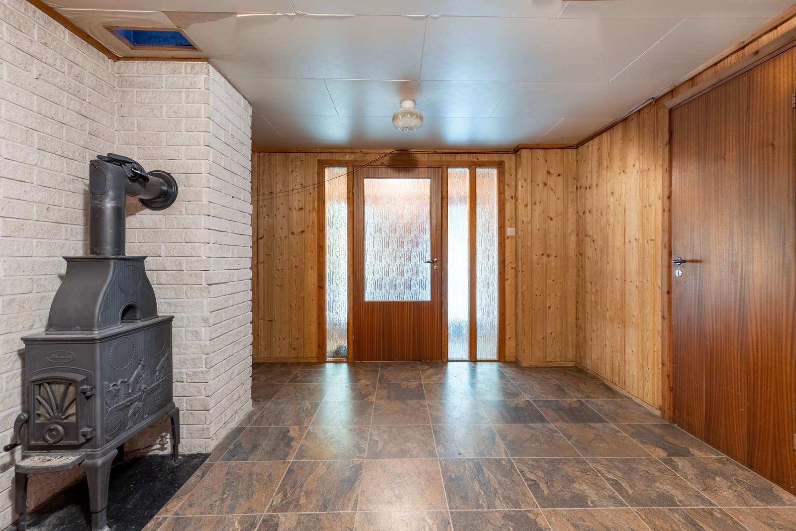 Hall i u-etg. Galleribilde