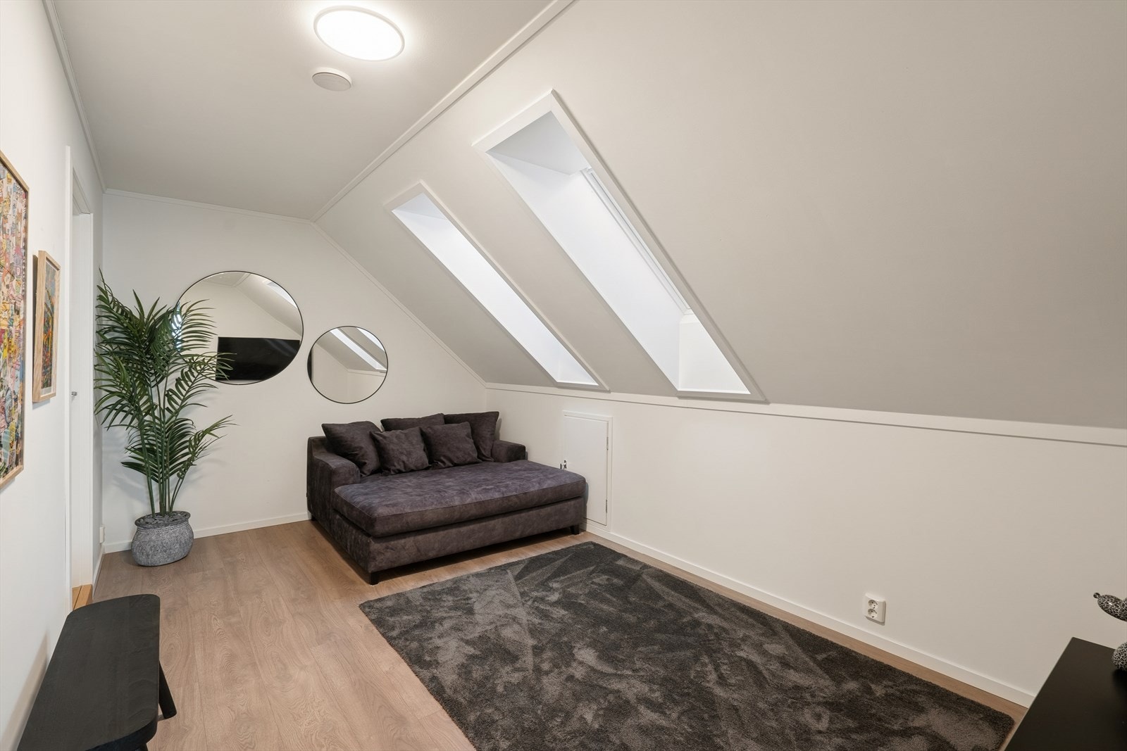 I boligens loftsplan har du loftstuen som gir et ekstra oppholdsareal når barna/ ungdommen har besøk. Galleribilde