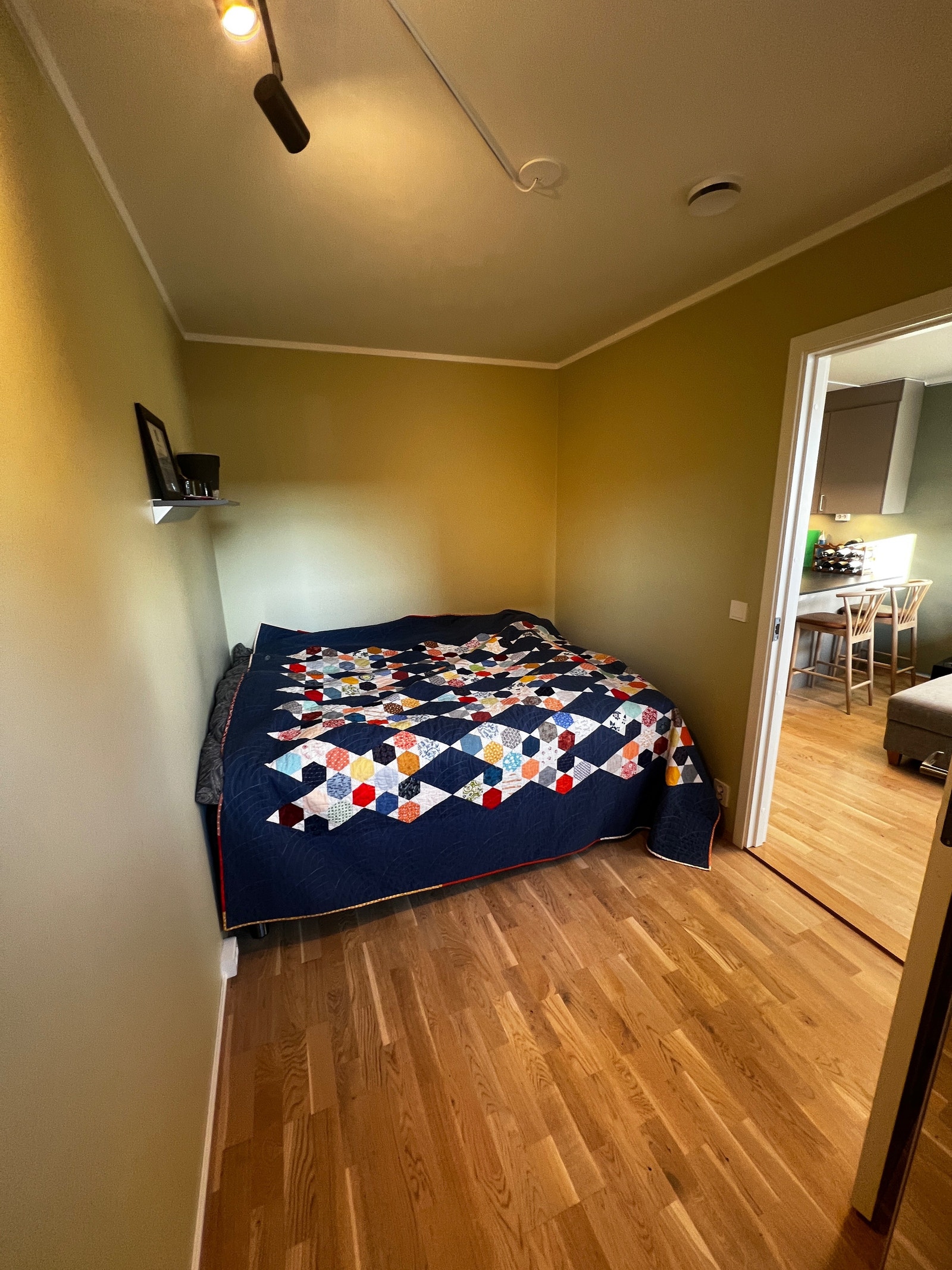 Soverom (klesskap til høyre i bildet) Galleribilde