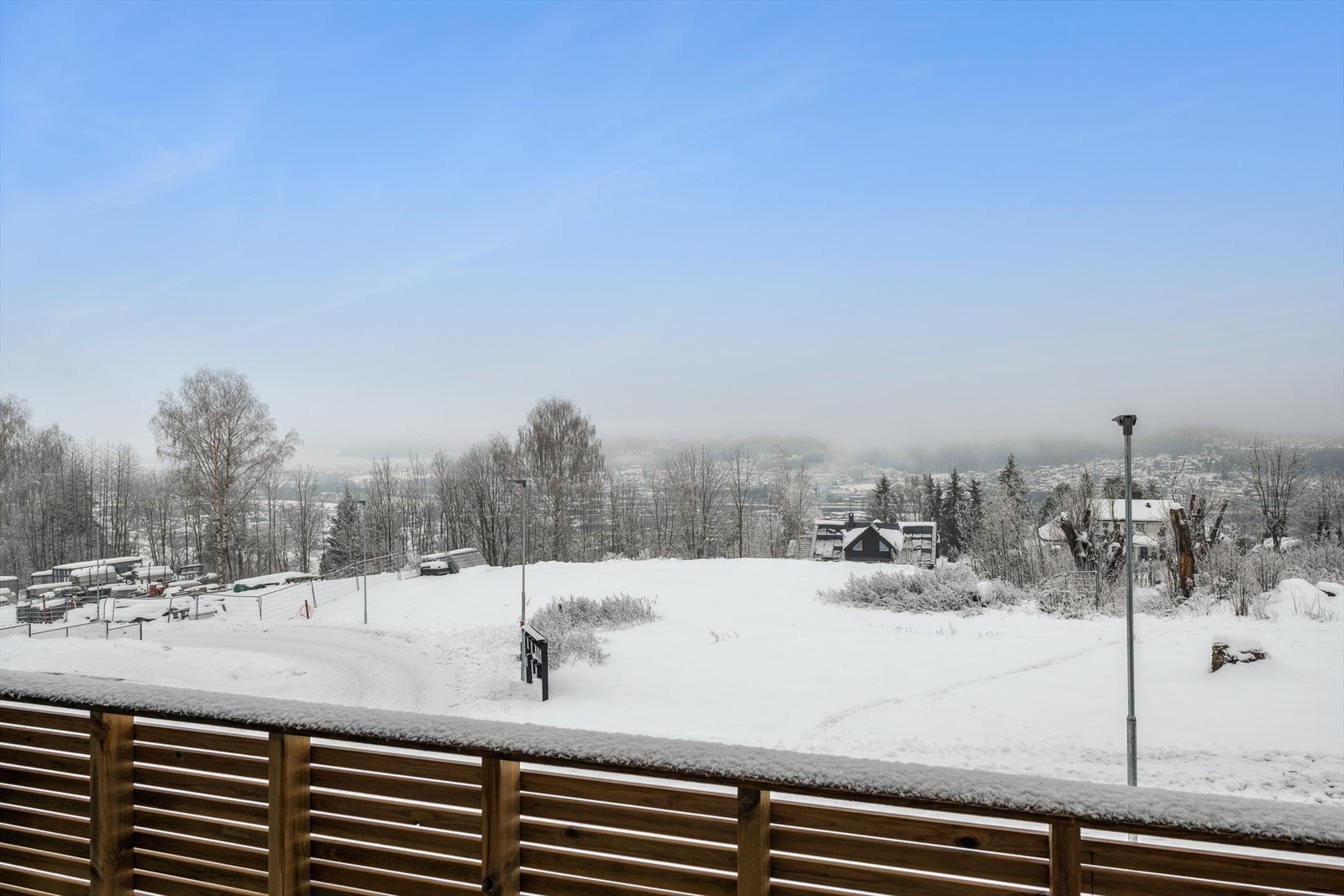 Utsikt fra balkongen. Galleribilde