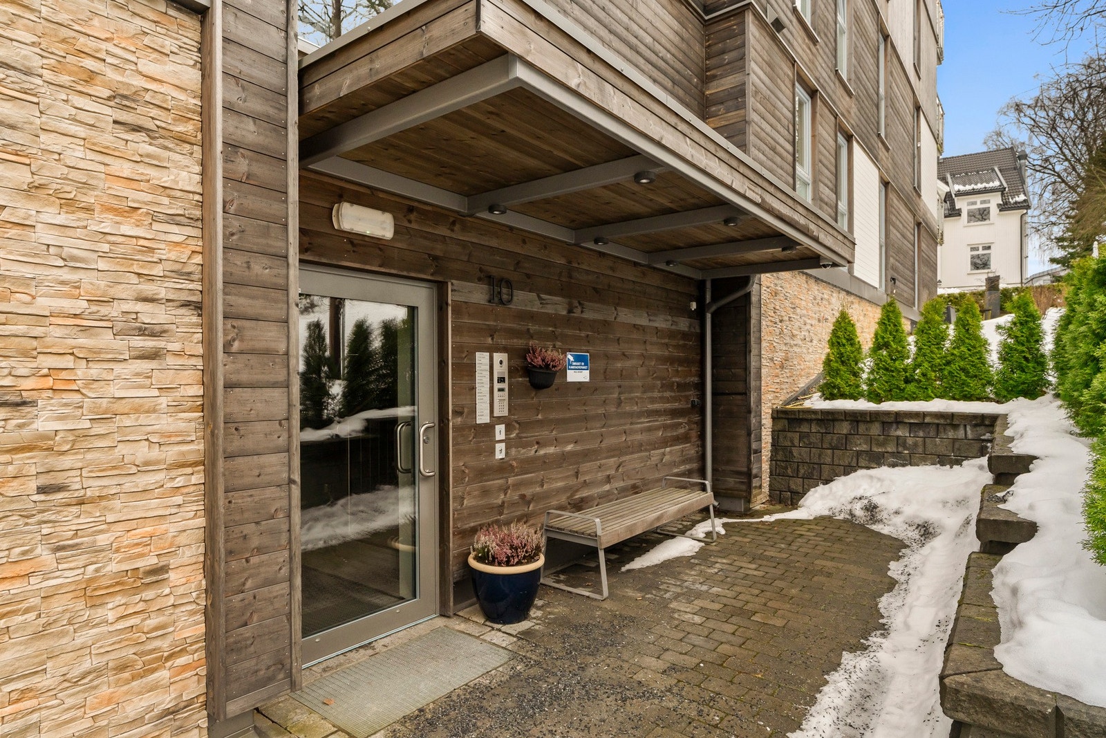 Flott inngangsparti. Galleribilde