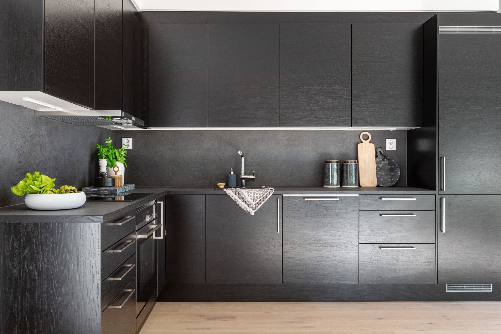 Mye skapplass Galleribilde