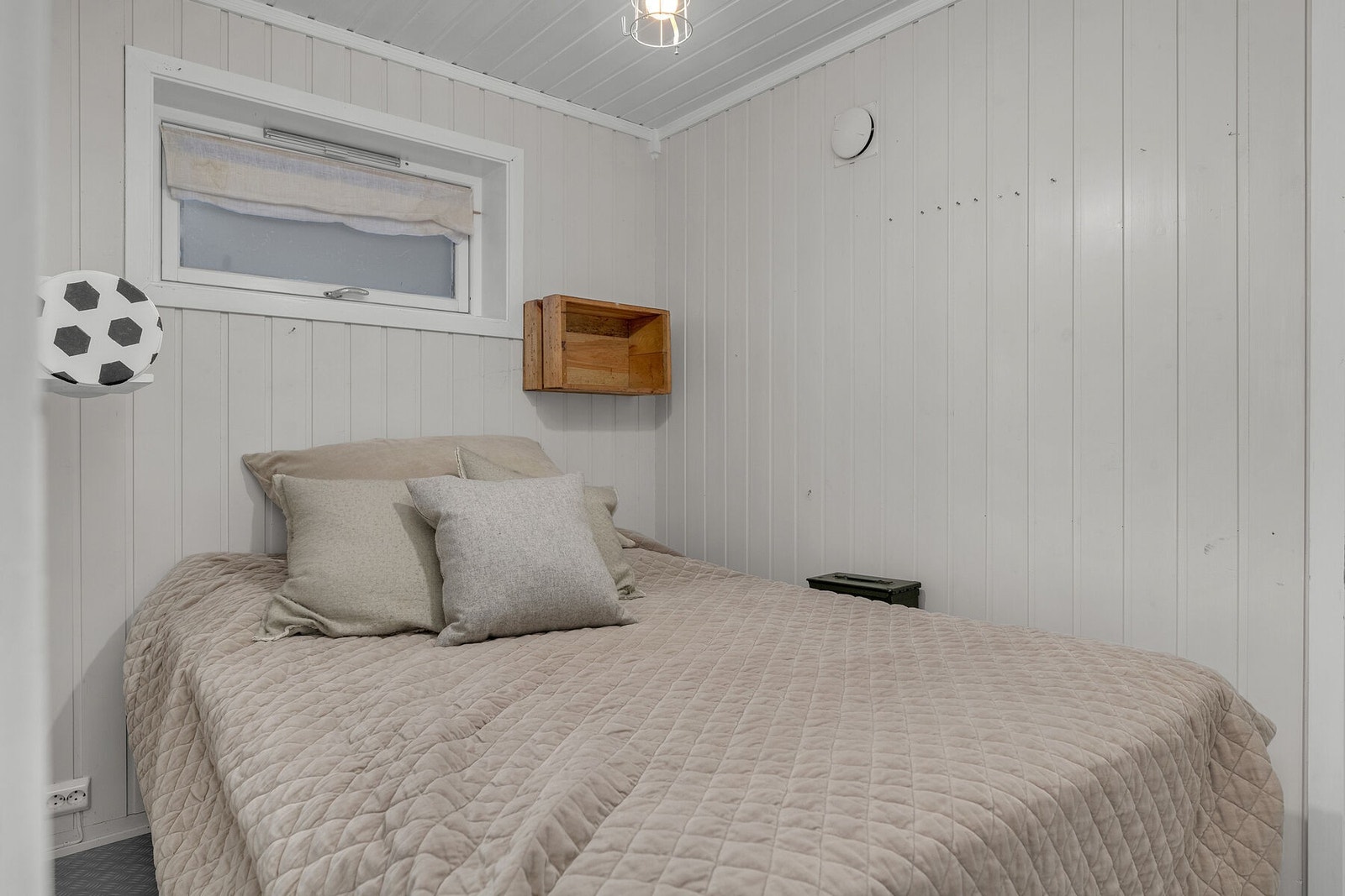 Disponibelt rom (ikke omsøkt, og ikke godkjent for varig opphold). Galleribilde