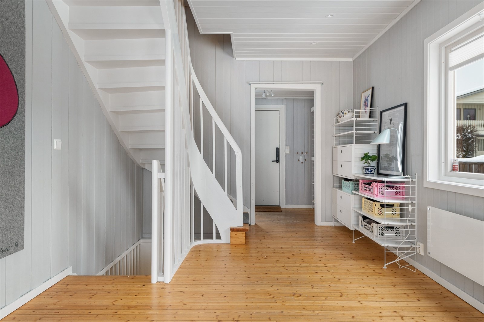 Trapperom mot 2. etasje og kjeller. Galleribilde