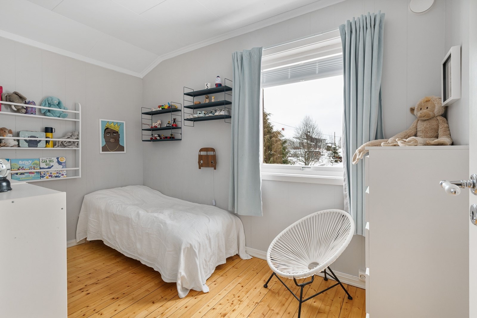 Soverom 2 - Et romslig barnerom. Galleribilde