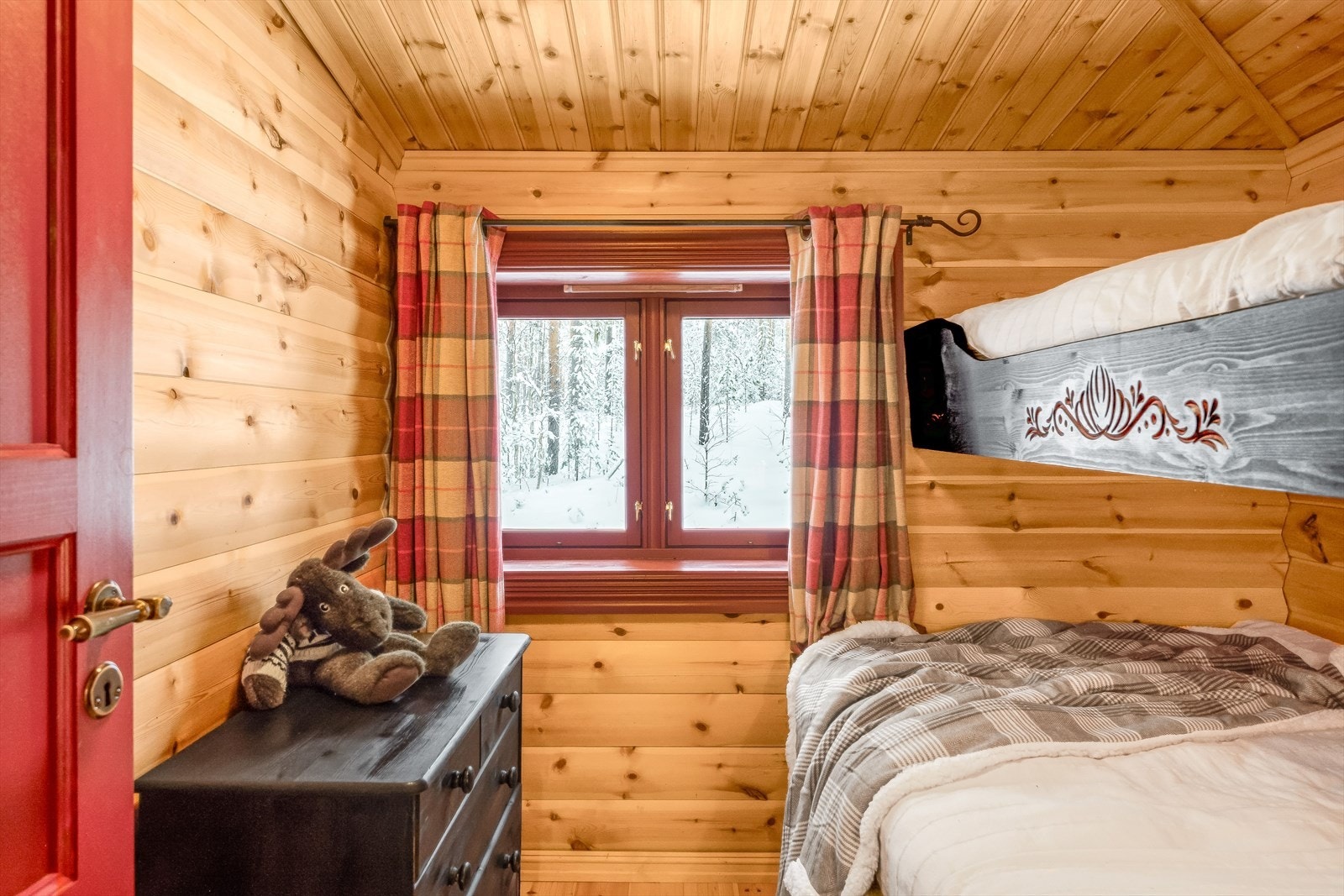 Soverom 3 er også innredet med familiekøye, noe som gir til sammen 8 sengeplasser totalt. Galleribilde