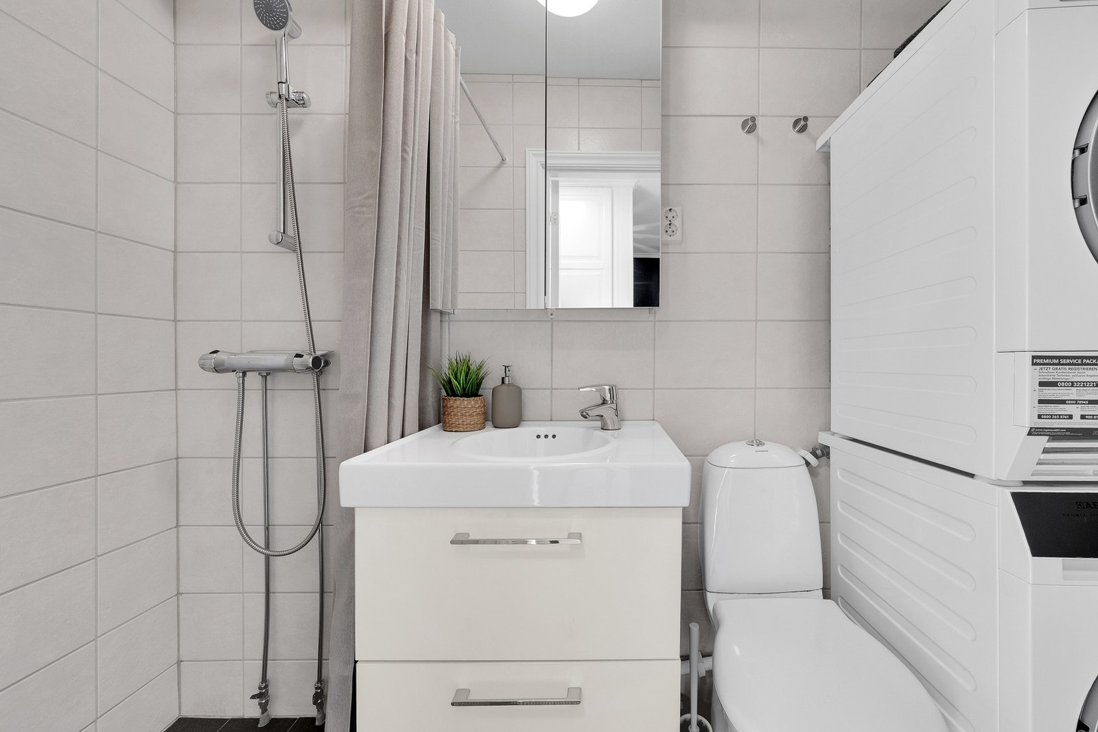 Flislagt bad på 2,5 kvm. Galleribilde