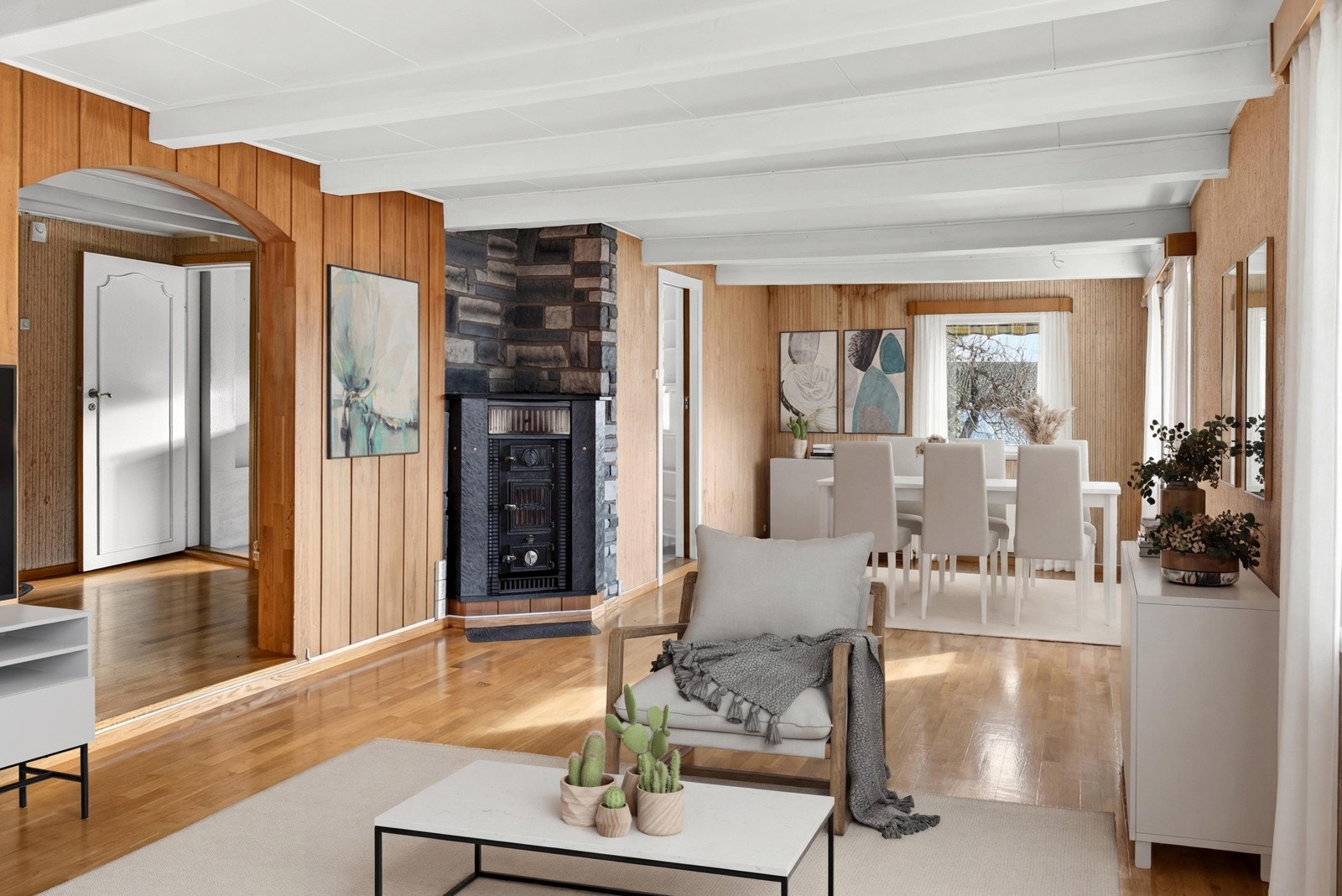 Koselig med mulighet for å skape ditt drømmehjem! (Bildet er digitalt innredet) Galleribilde