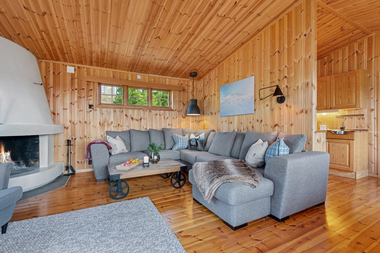 Sofakroken finner fort sin naturlige plass i rommet. Galleribilde