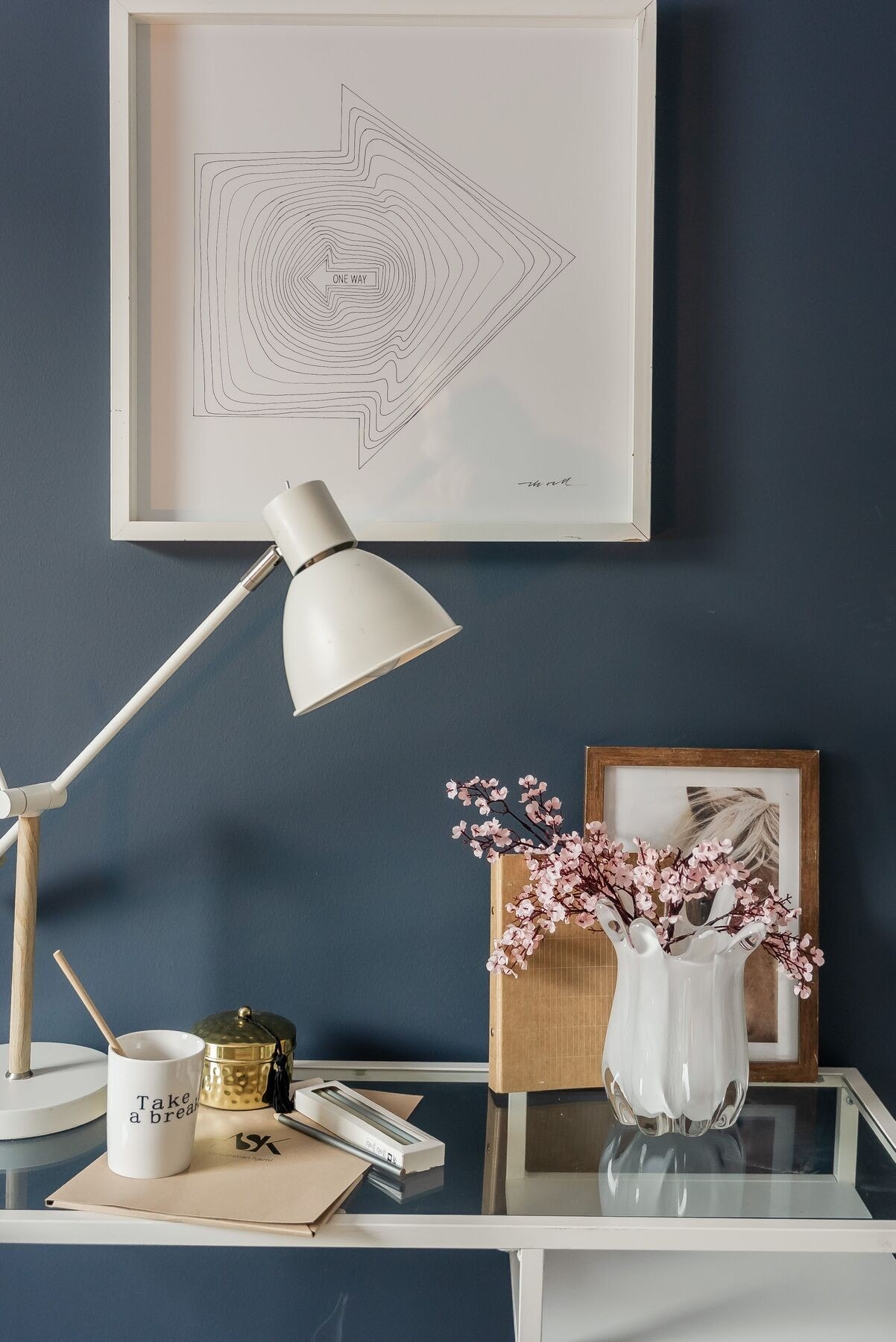 Her har man god plass til seng og skrivepult. Galleribilde