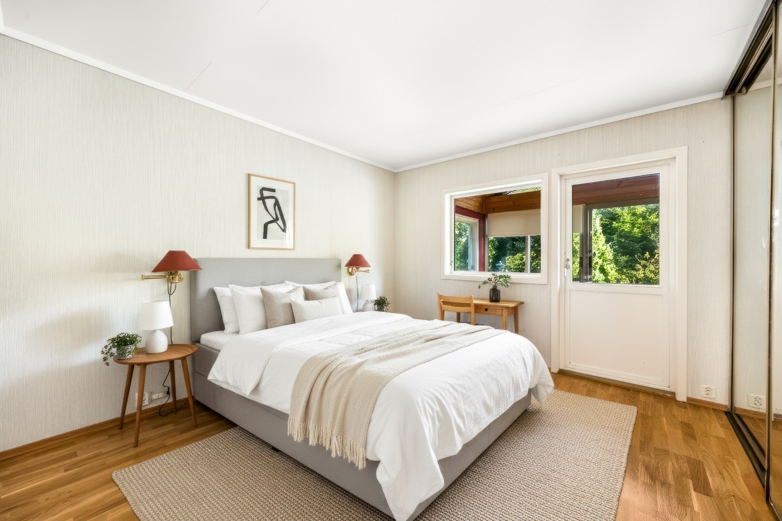 Virtuelt møblert soverom. Galleribilde