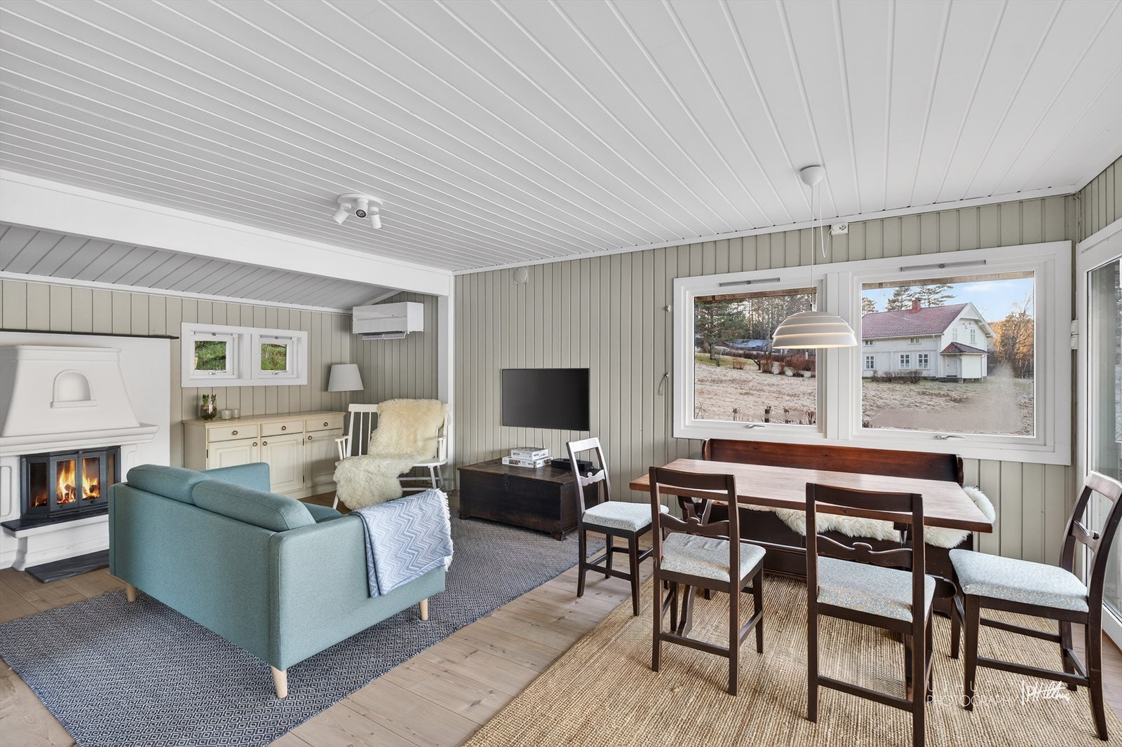 Det er installert varmepumpe i hytten Galleribilde