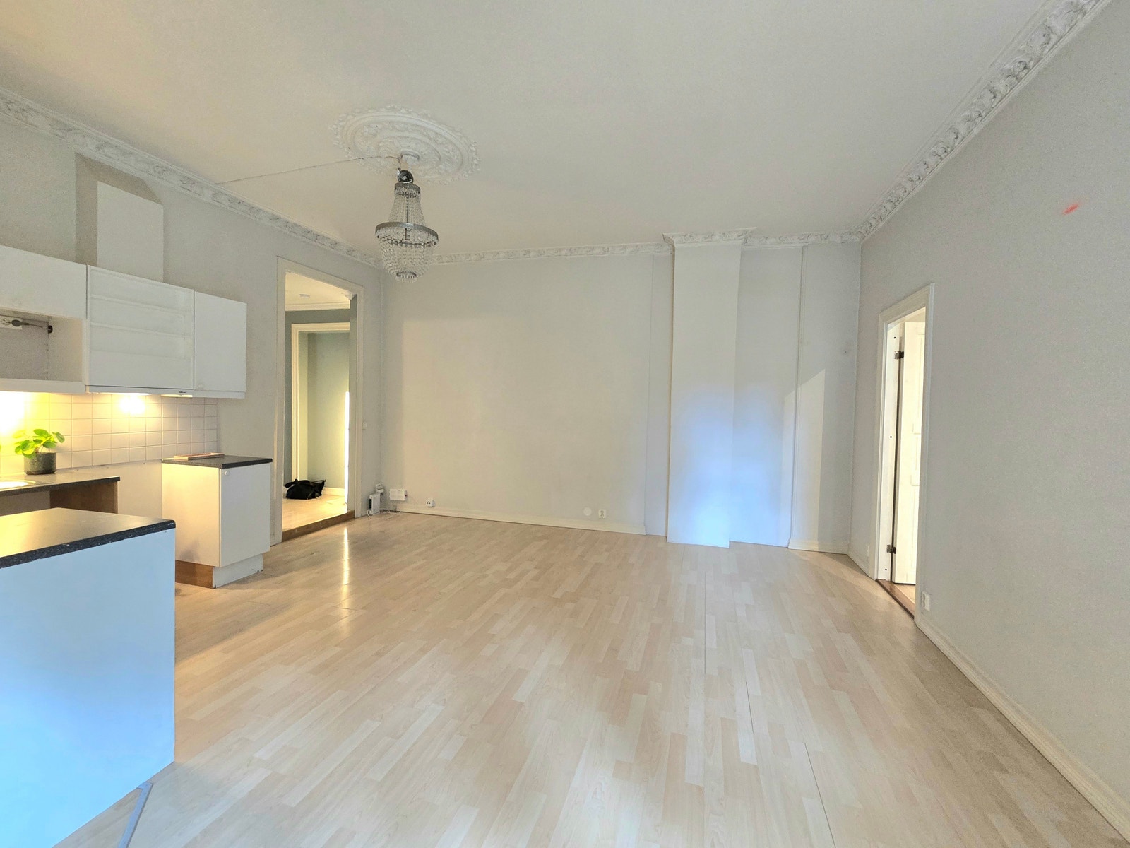 Plass til kjkbord og sofahjørne Galleribilde