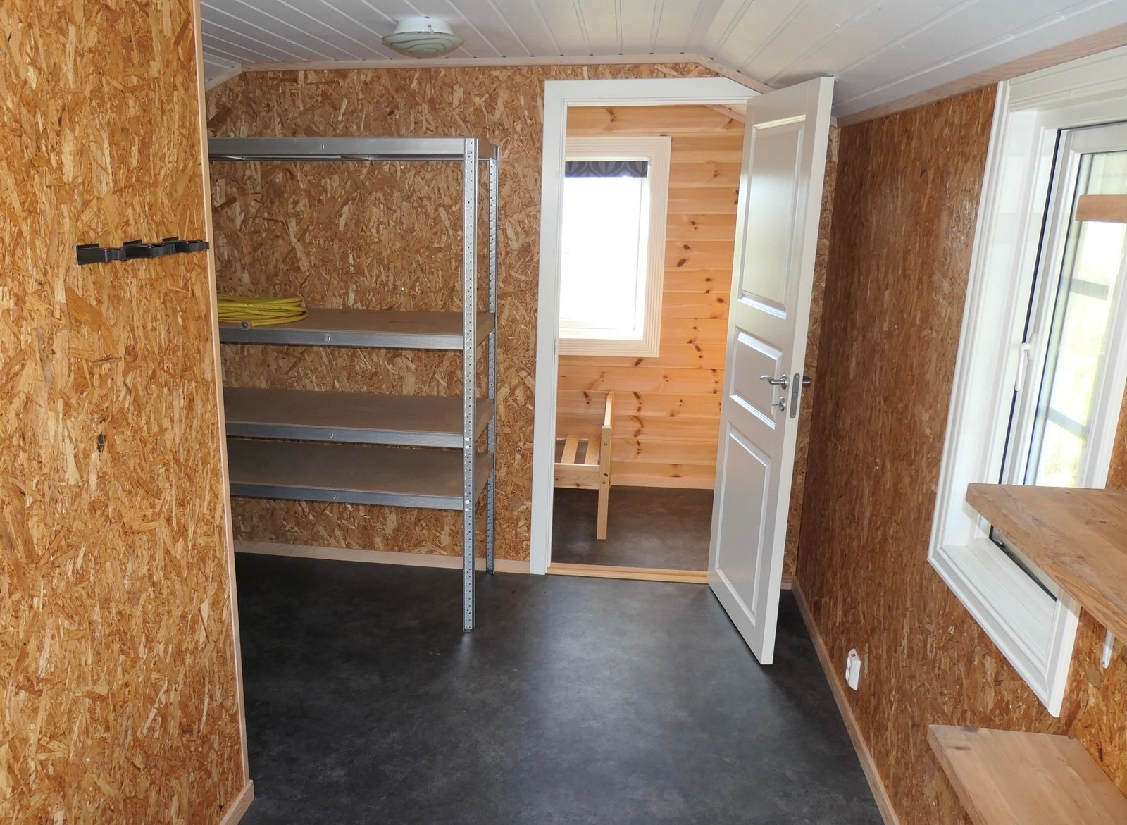 Uthus interiør Galleribilde