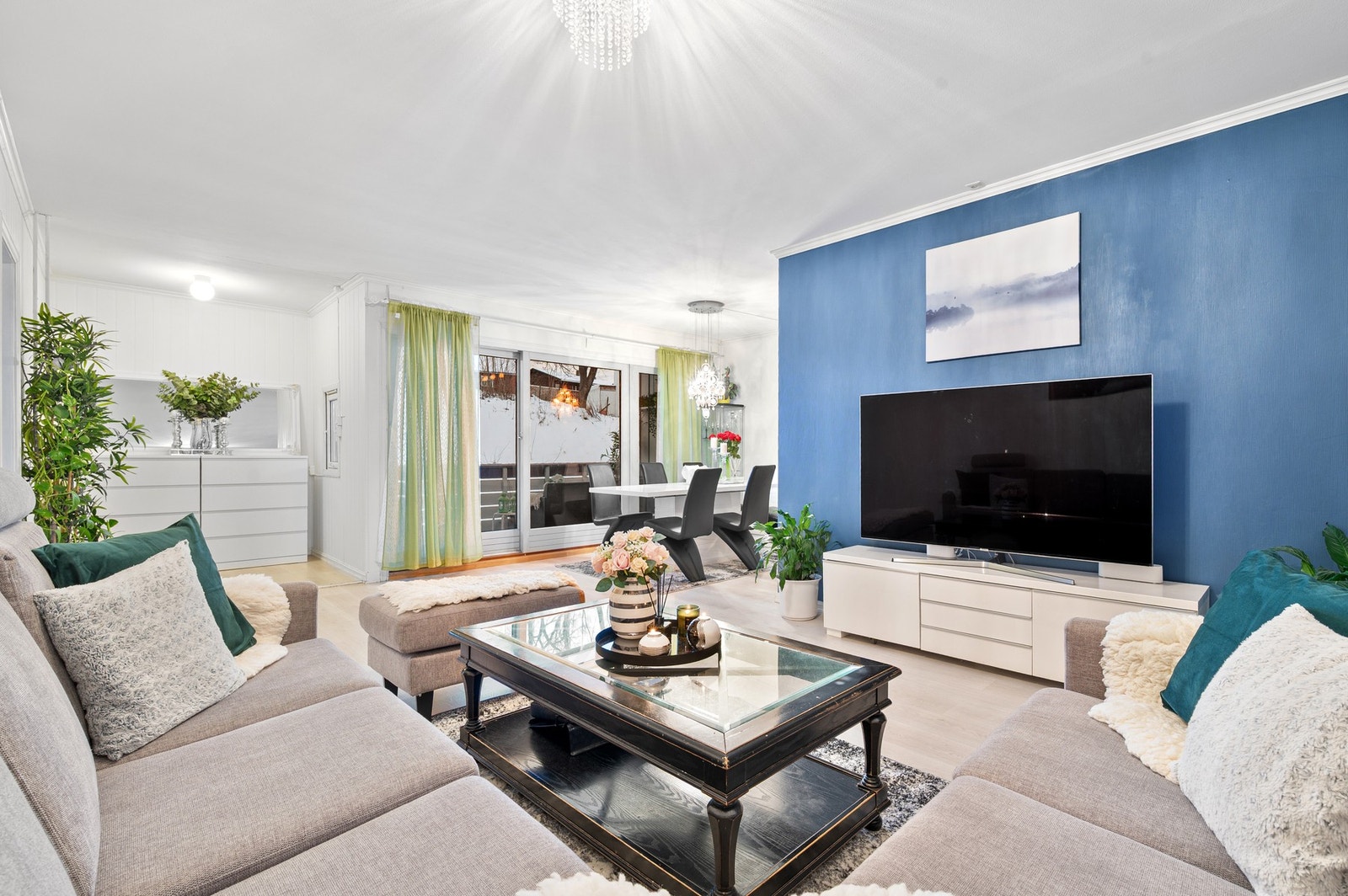 Leiligheten byr på en god planløsning som gjør det enkelt å møblere etter eget ønske. Galleribilde