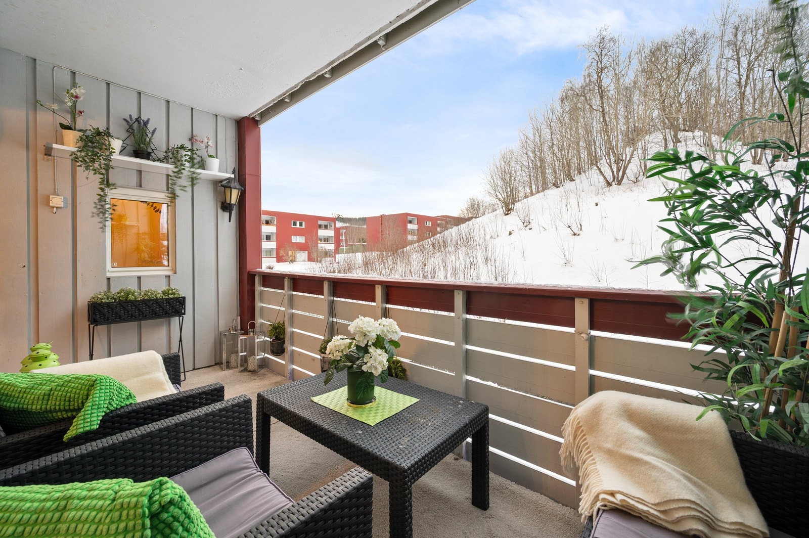 Balkongen måler 7 m². Galleribilde