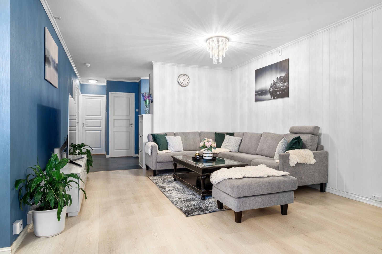 En flott 4-roms leilighet i populære Sollia borettslag. Galleribilde