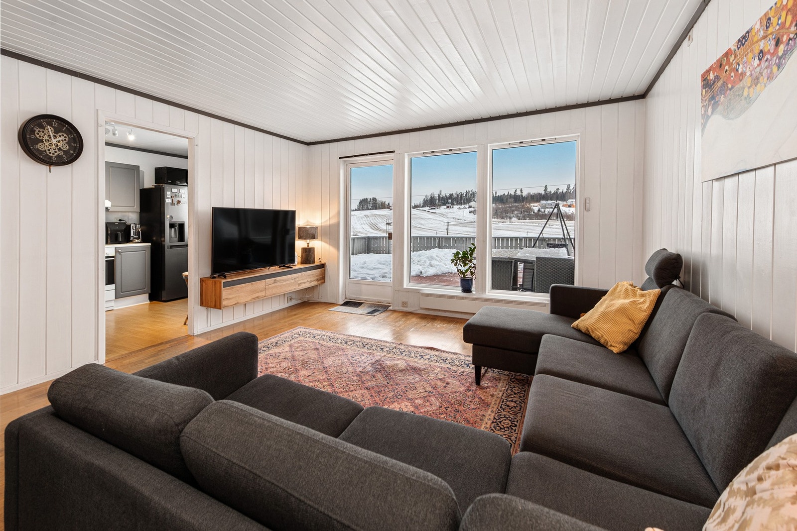 Boligen fremstår som godt vedlikeholdt med flere oppgraderinger i senere tid. Galleribilde