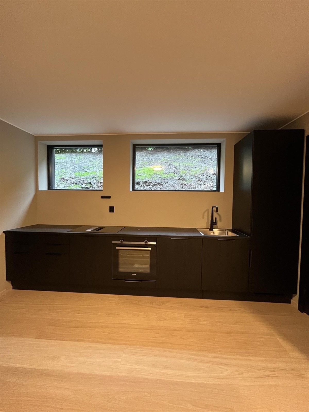 Kjøkken i hybel. Galleribilde