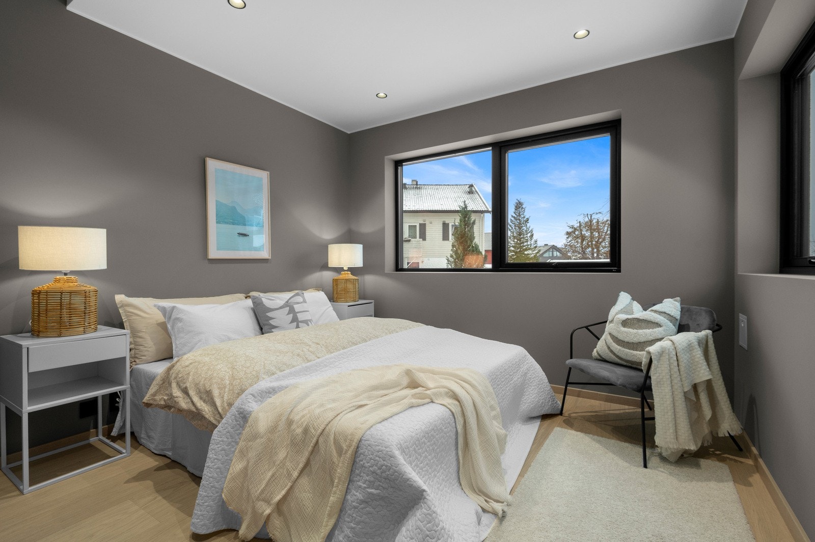 Soverom i 1. etasje på ca. 10 kvm. Galleribilde