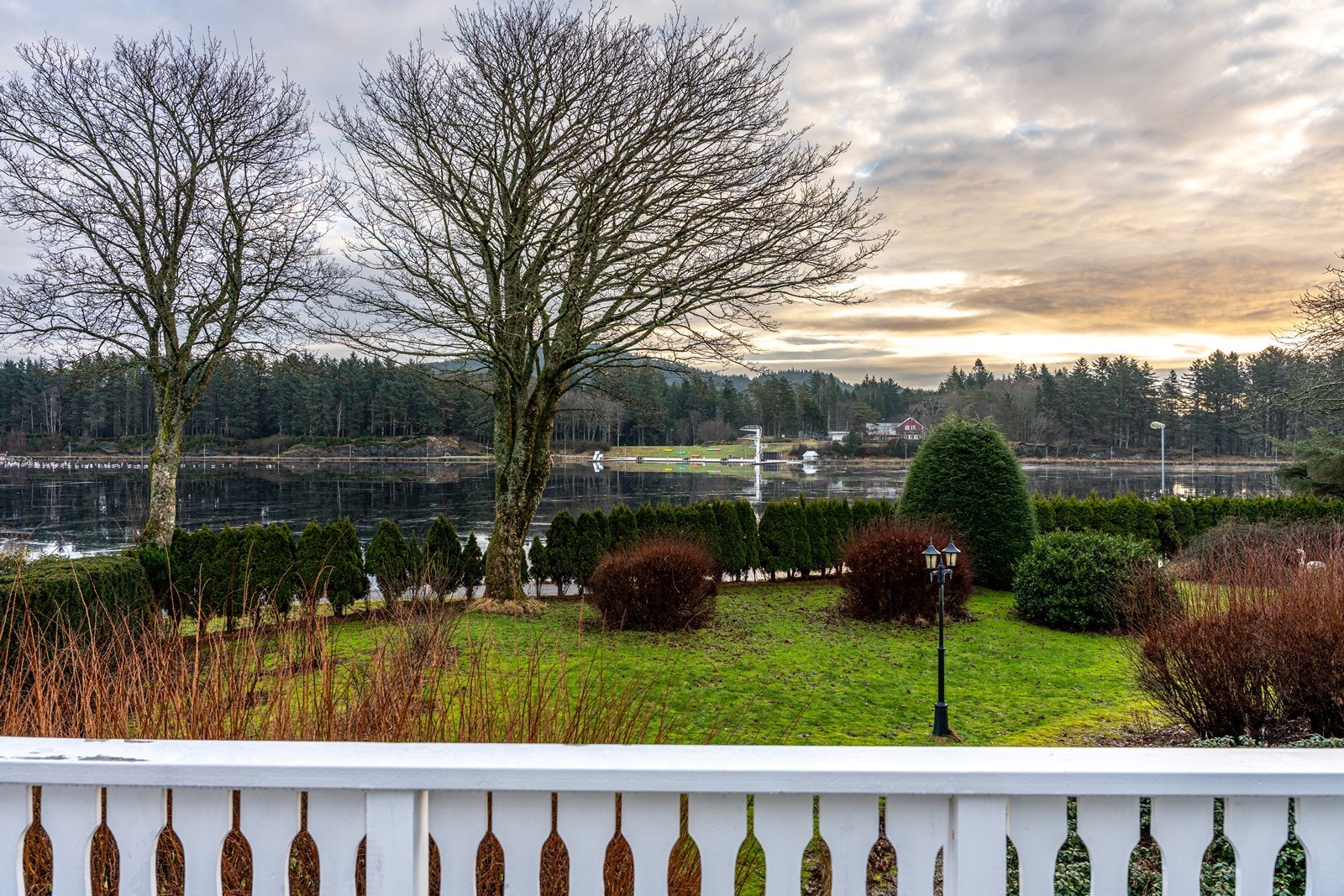 Nyt morgenkaffen her Galleribilde