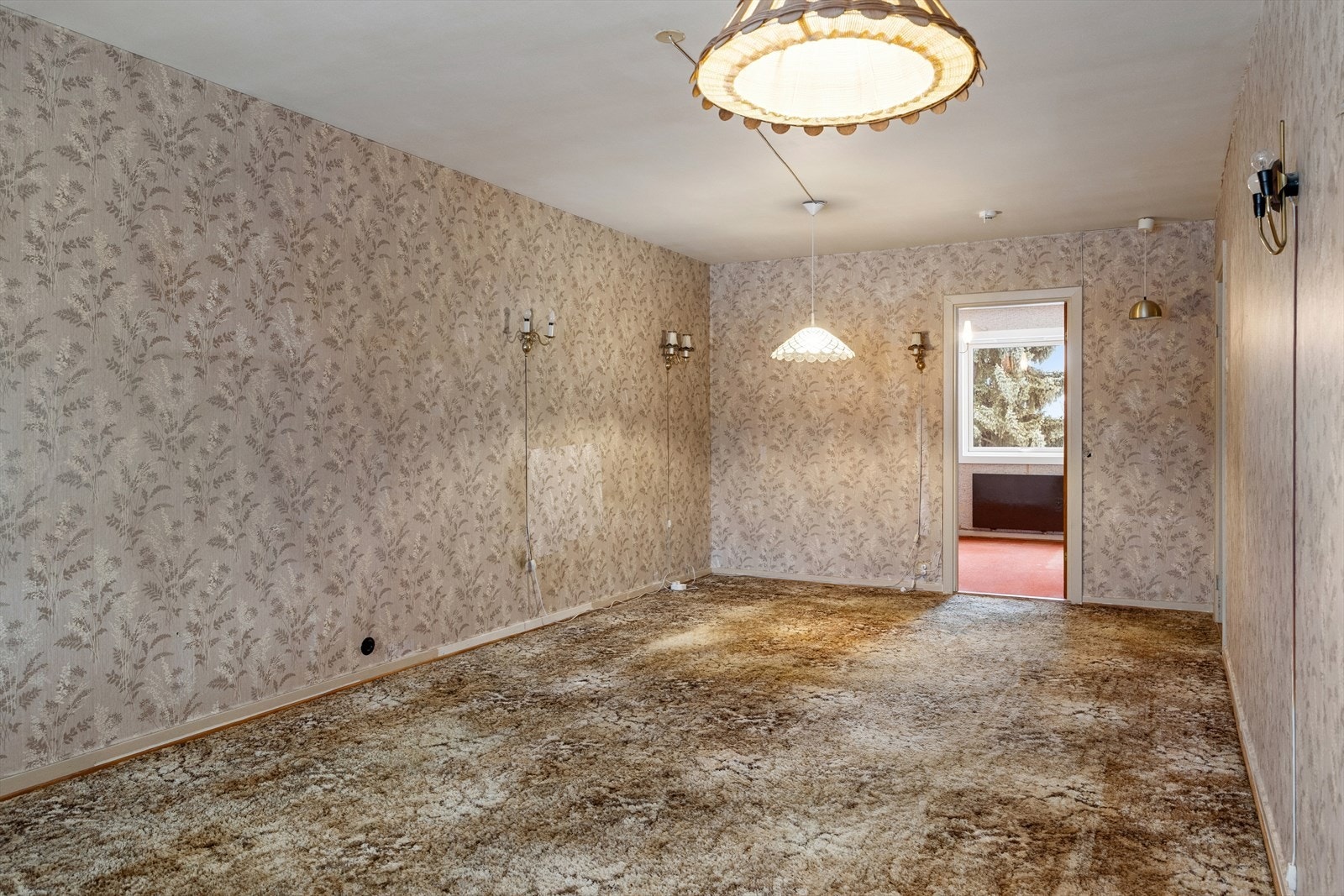 Fra stuen er det adkomst til et av soverommene. Galleribilde