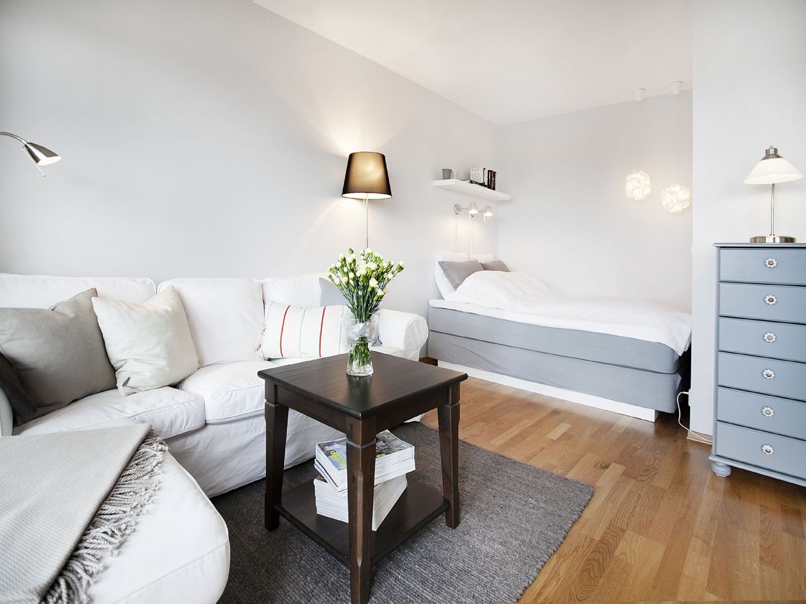 Stue mot "sovealkove" Galleribilde